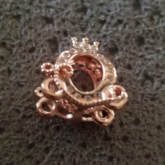 Rose Crown O Gold Rose Carriage Sparkling Carriage Charm  Pandora\'s crown O carriage rose gold charm